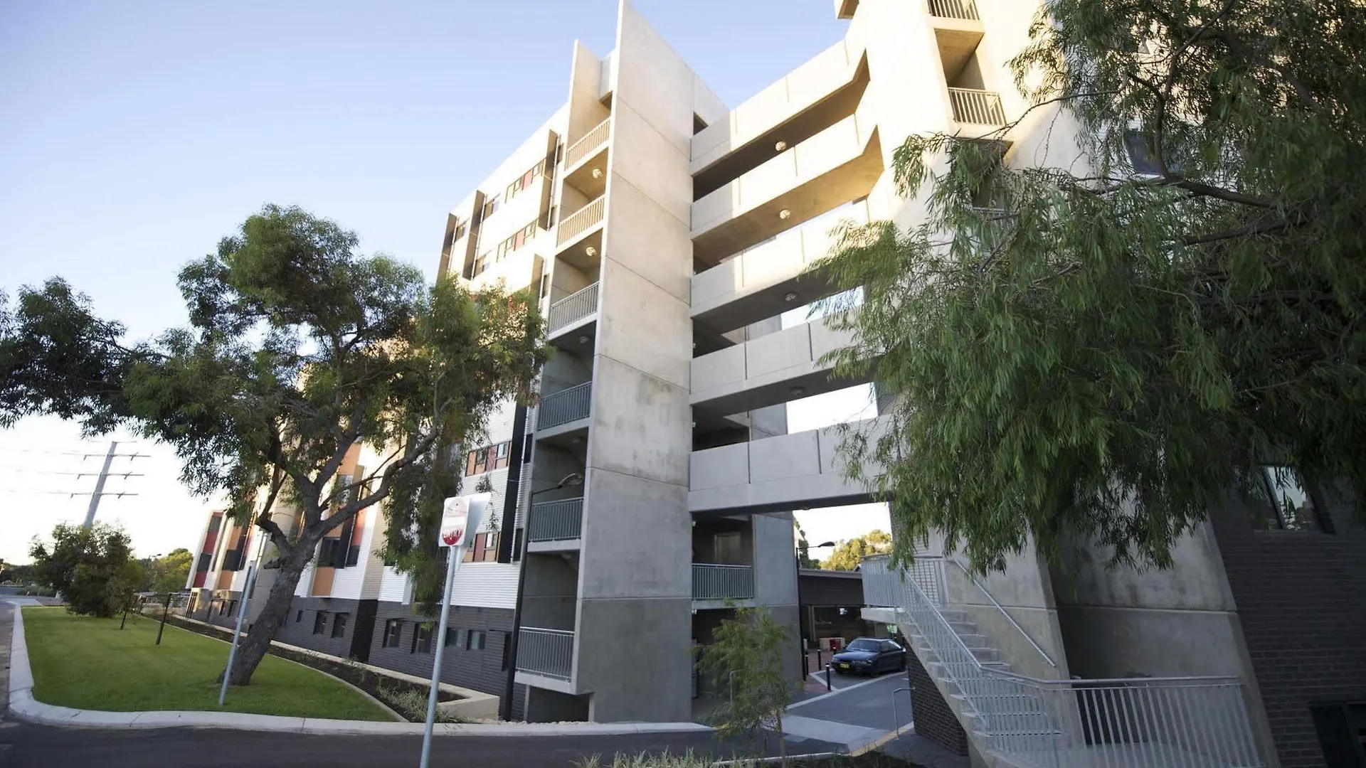Ecu - Mt Lawley contacts